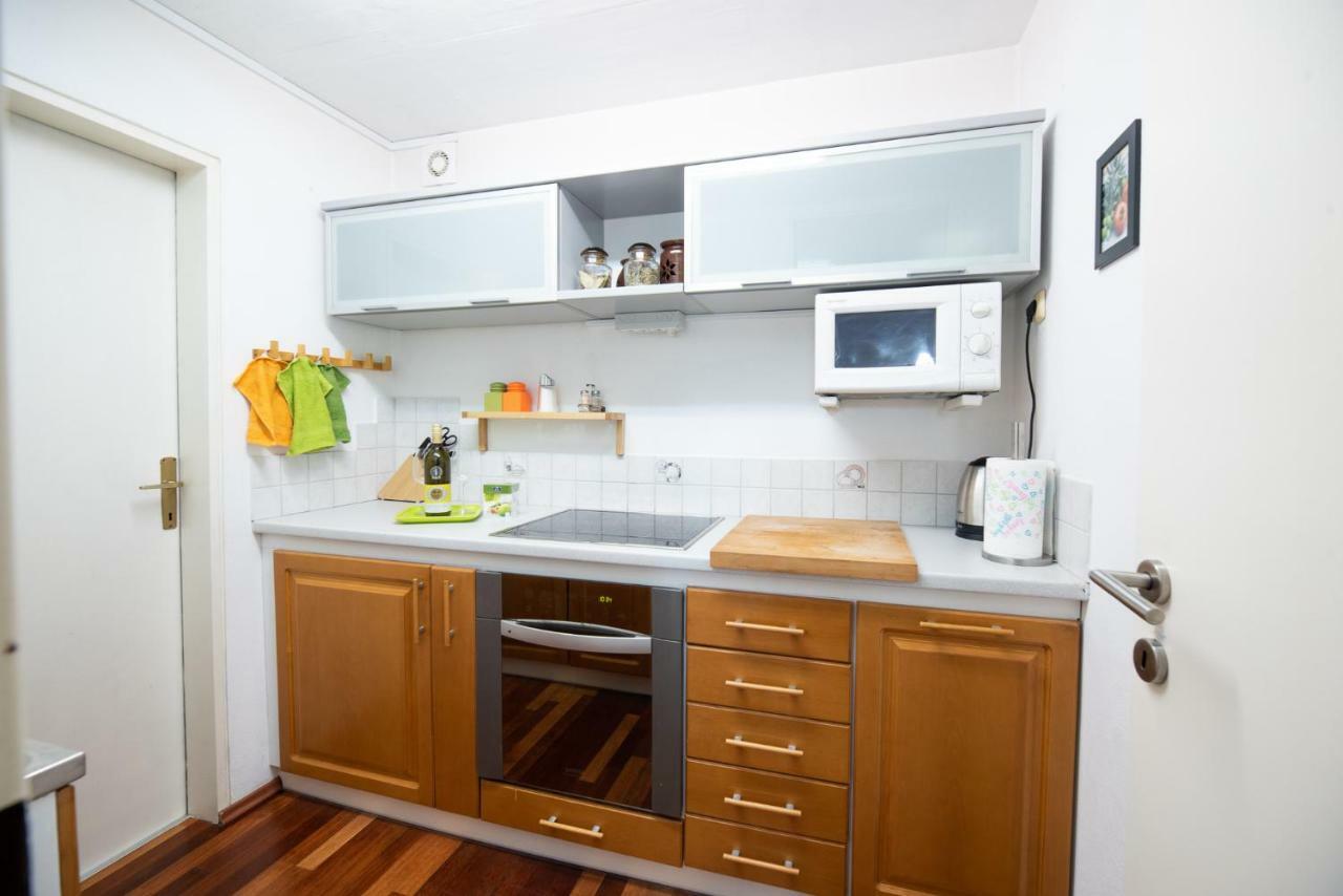 Mateja House - Apartments In Zirovnica Rodine ภายนอก รูปภาพ